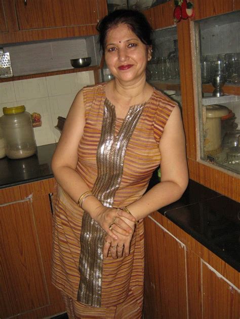 mature indian porn pics